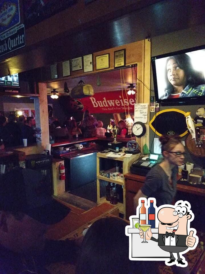 Mainstreet Bar and Grill in Terril Restaurant reviews