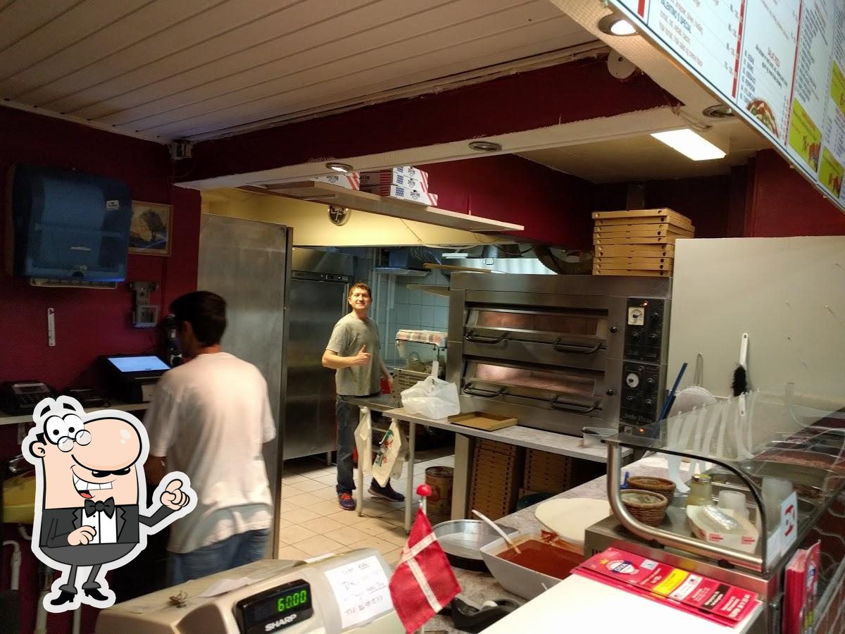 Uartig Flyve drage Spænde Diva Pizza-og Burgerhouse pizzeria, Frederiksberg - Restaurant menu and  reviews