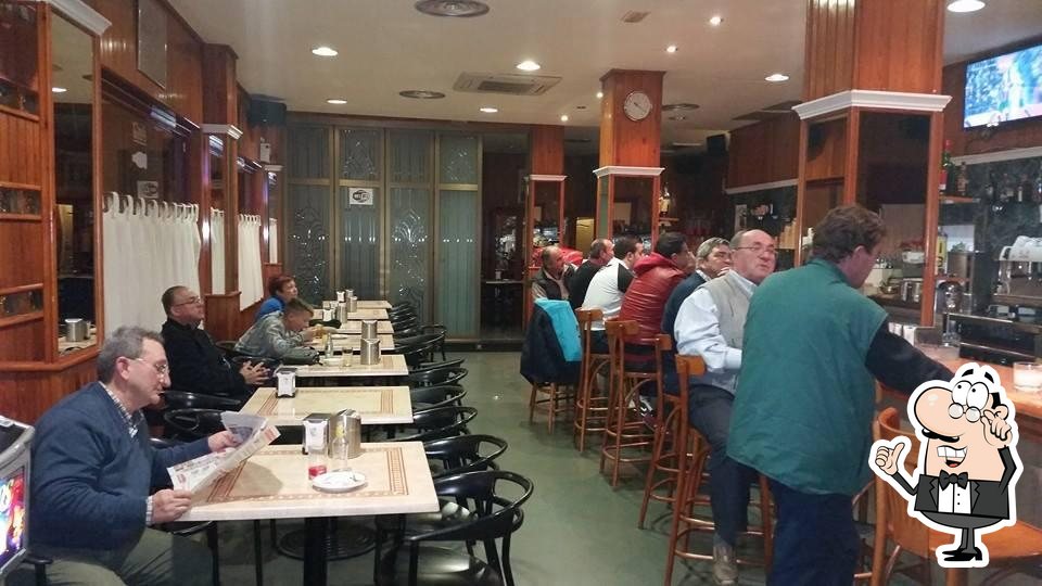 Cafetería Los Alpes, Almería - Carta del restaurante y opiniones