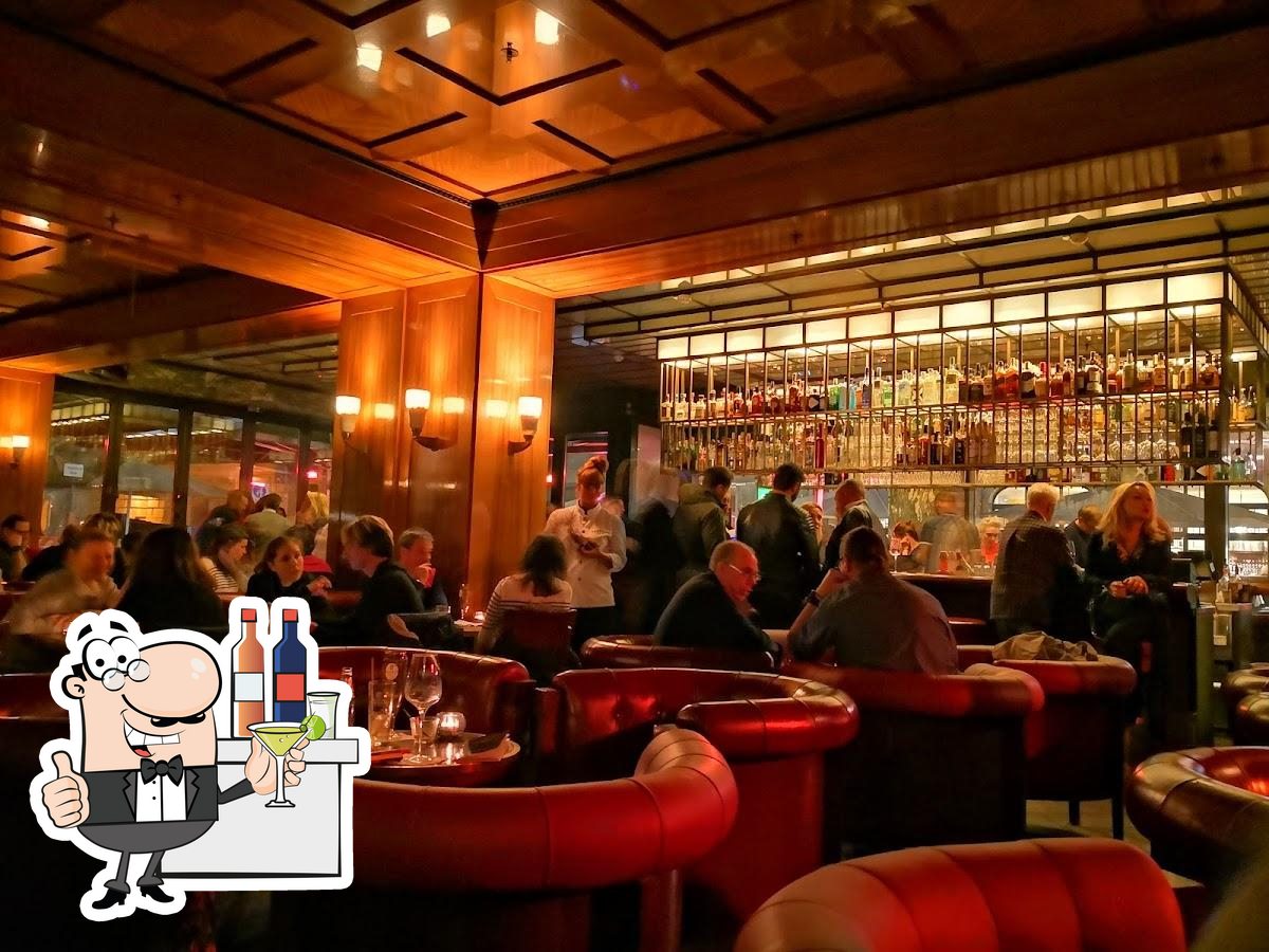 Newton Bar, Berlin, Charlottenstraße 57 - Restaurant reviews