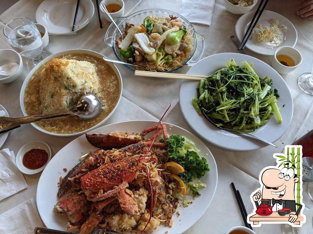 Papa Jackie, Chinese and Seafood Restaurant - 🦀Lobster delight! Any size,  cooked the way you love! ☎ 1.450.812.9354 📍 4745 Grande Allée, Brossard,  QC J4Z 3G1