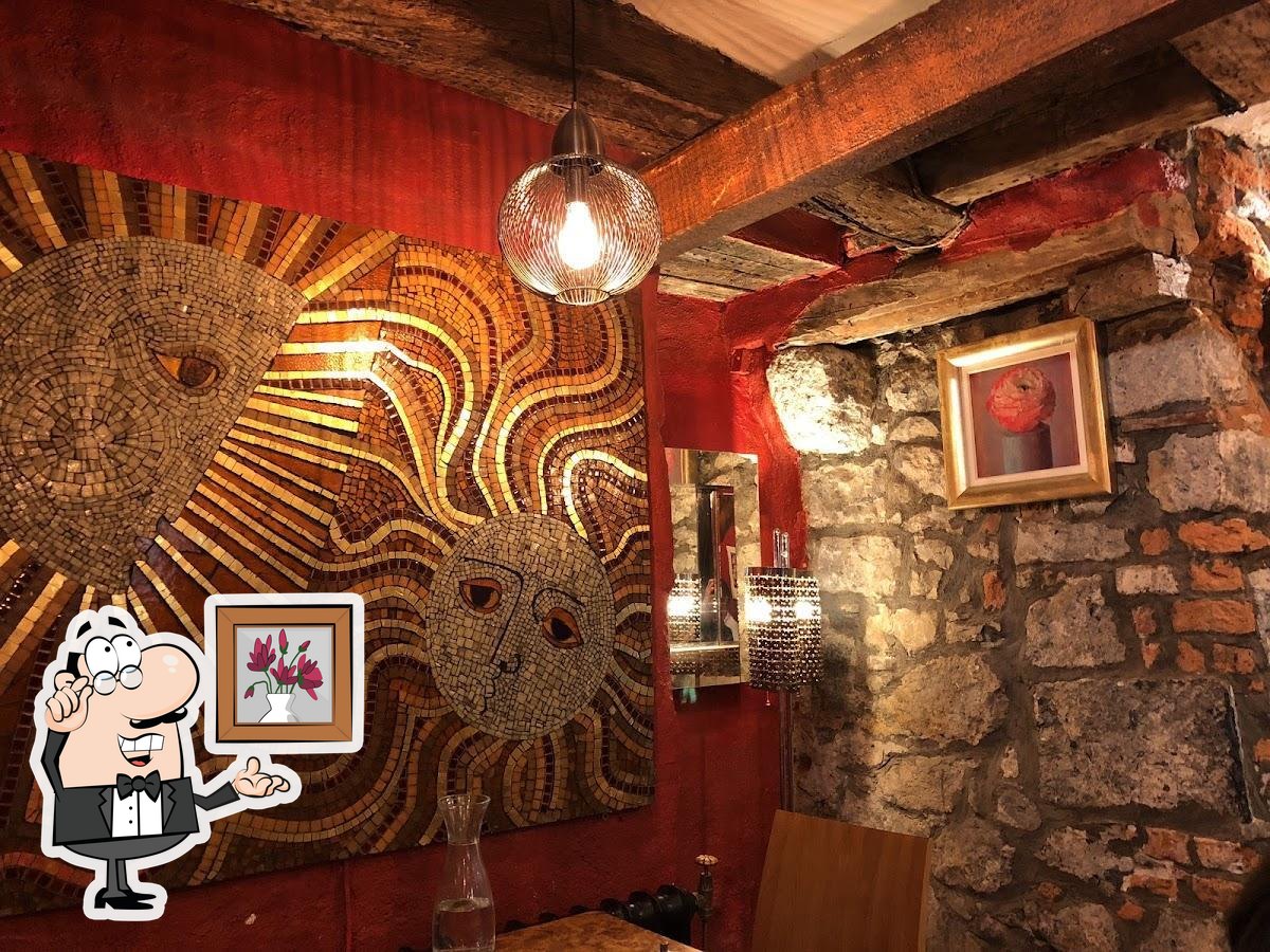 Petronella in Kilkenny Restaurant menu and reviews