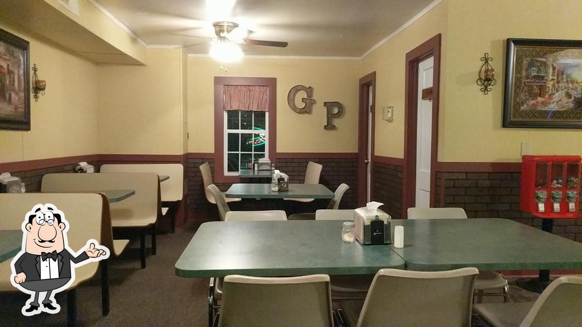 Garland Pizza in Garland Restaurant menu and reviews
