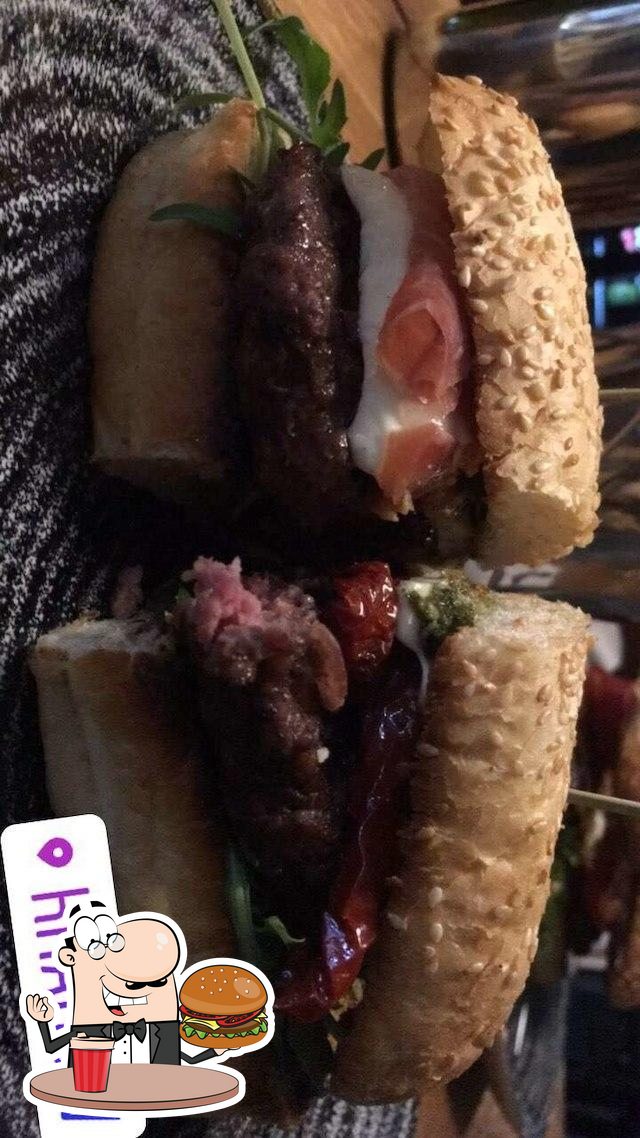 Moo Moo Steak & Burger Club, Kraków, Świętego Krzyża 15 Restaurant