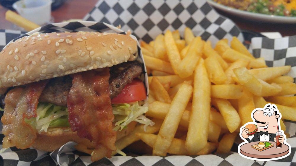 Super Chili Burgers in Chino Restaurant reviews
