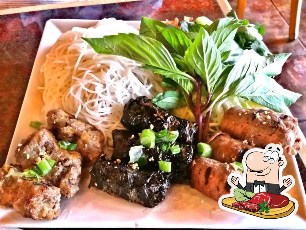 Phở Que Huong Vietnamese Restaurant, 4826 Belt Line Rd in Addison