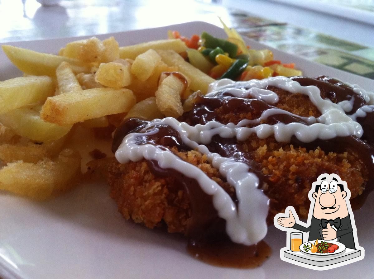 Kue Lapis Talas dan Bolu Susu Bandung cafe, Jonggol Restaurant reviews
