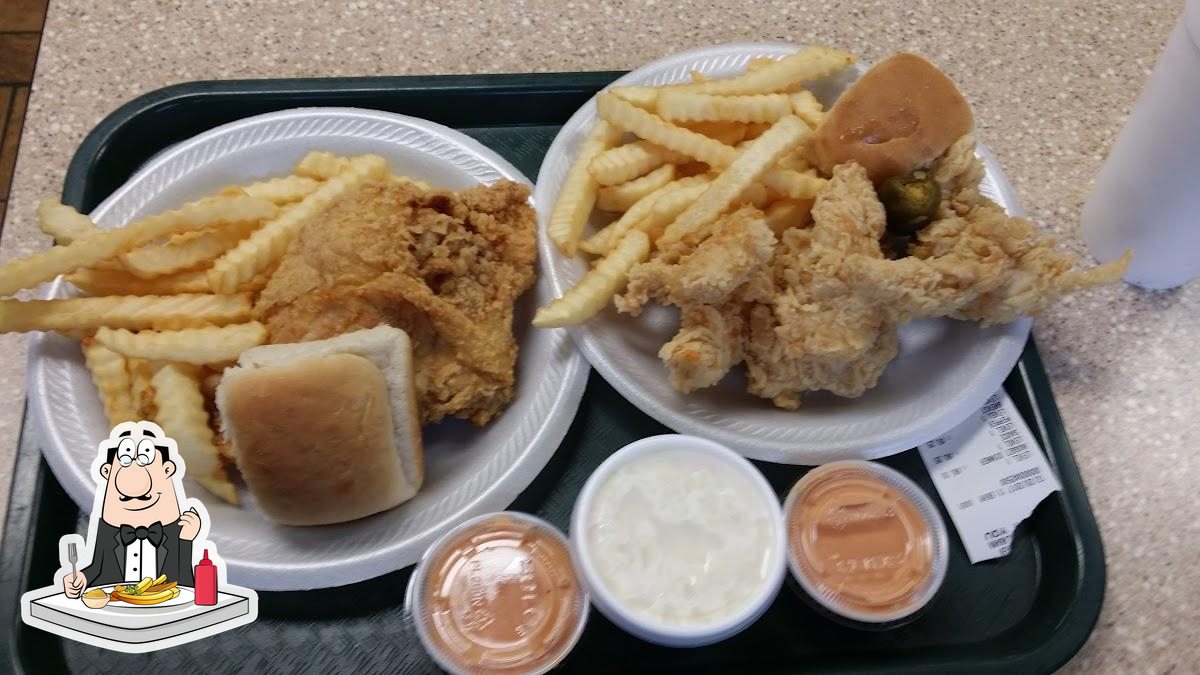 Crowe's Chicken in Brundidge American restaurant menu and reviews