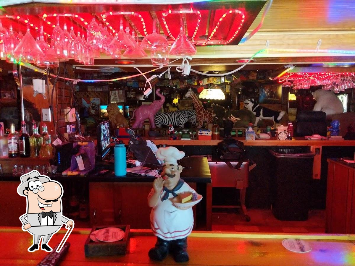 Bubba's Sulky Lounge, 92 Portland St in Portland - Restaurant reviews