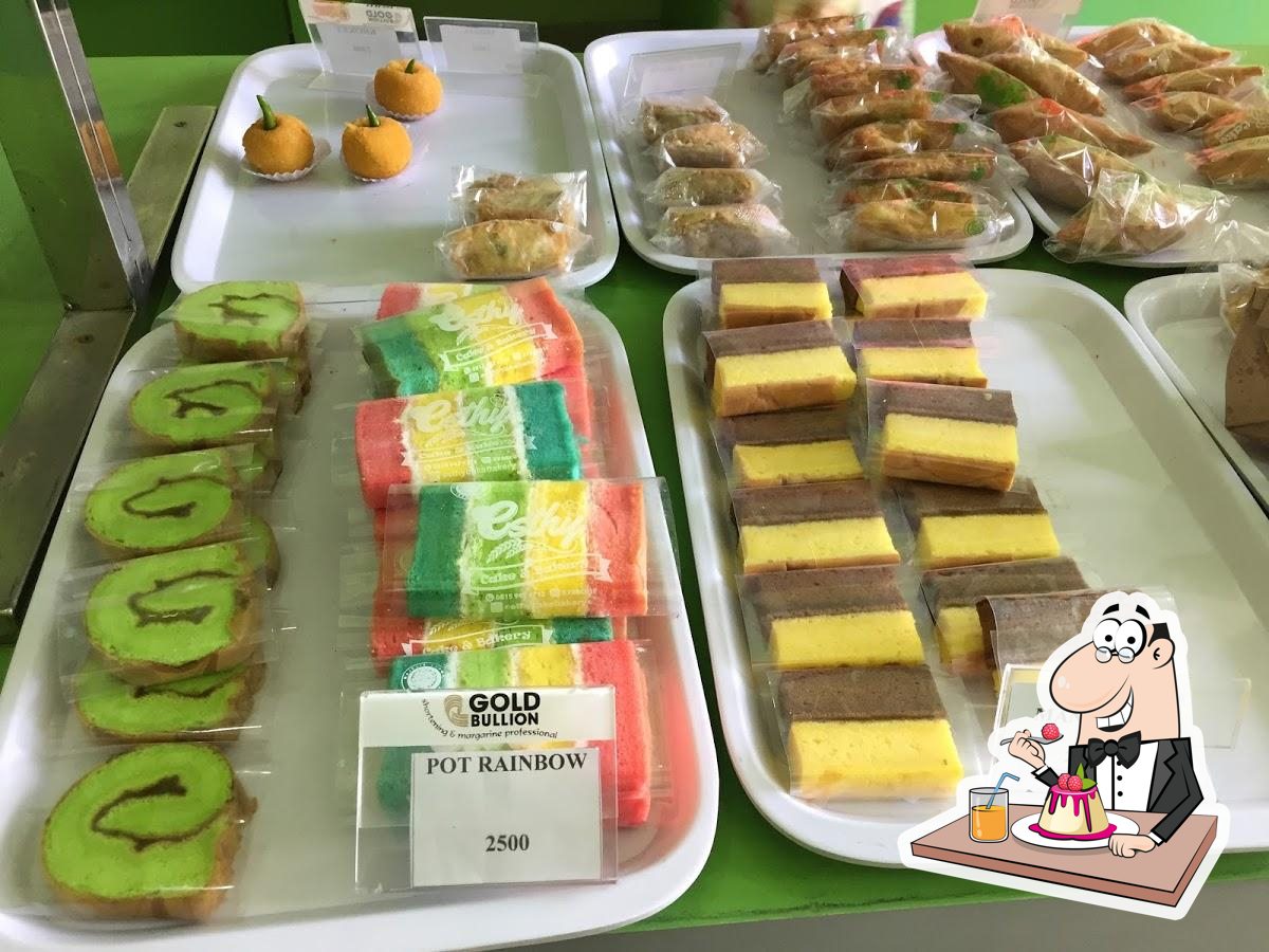 Esthy Cake & Bakery PUSAT