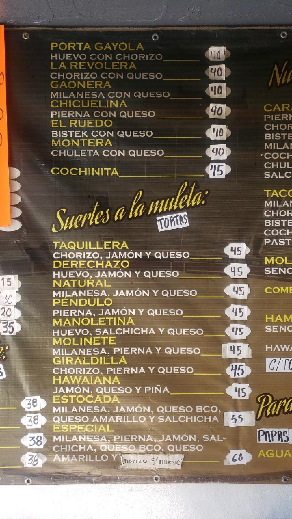 Menu at Tortas El Ruedo restaurant, Santiago de Querétaro