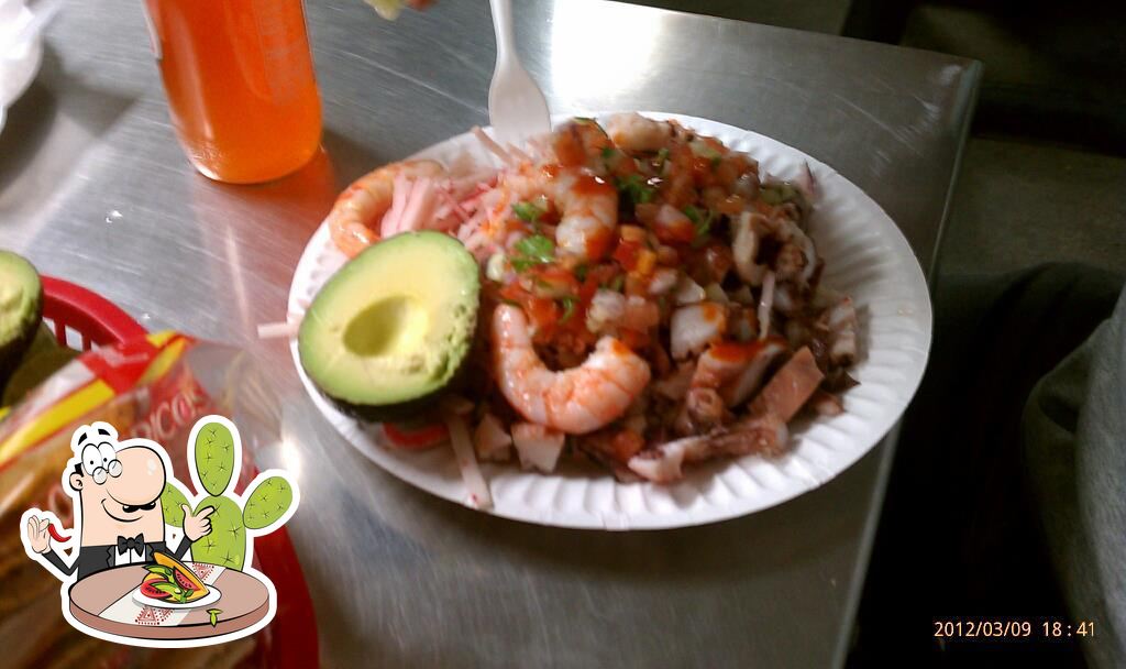 Mariscos Manzanillo, 8008 Santa Fe Ave in Huntington Park - Restaurant menu  and reviews