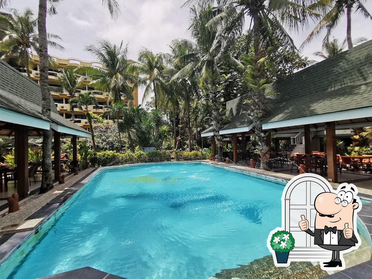 Paradise Garden Resort Hotel & Convention Center Boracay, Malay