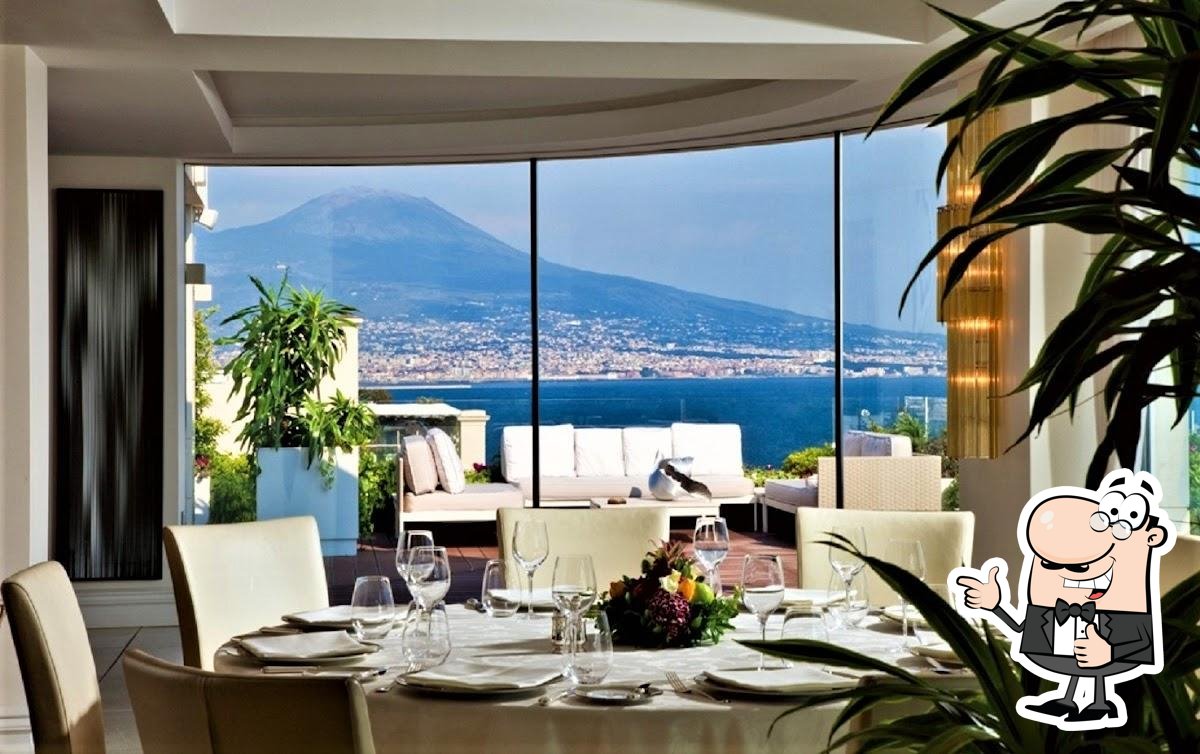 Caruso Roof Garden Napoli menu e recensioni del ristorante italiana