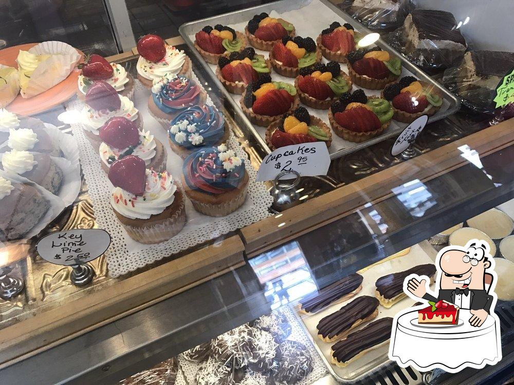 Butterhorn Bakery & Cafe in Frisco Restaurant menu and reviews