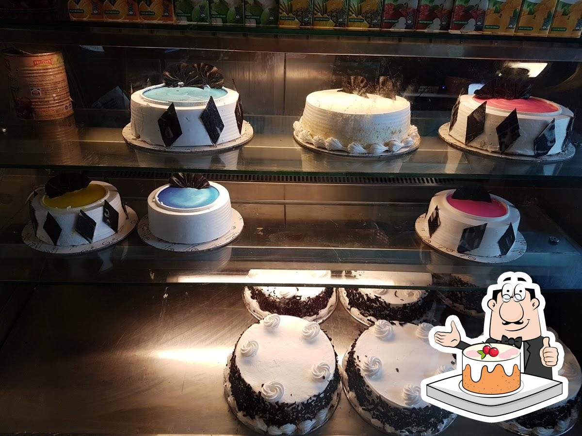 De Cake World in Pallimukku,Kollam - Best Birthday Cake Retailers in Kollam  - Justdial