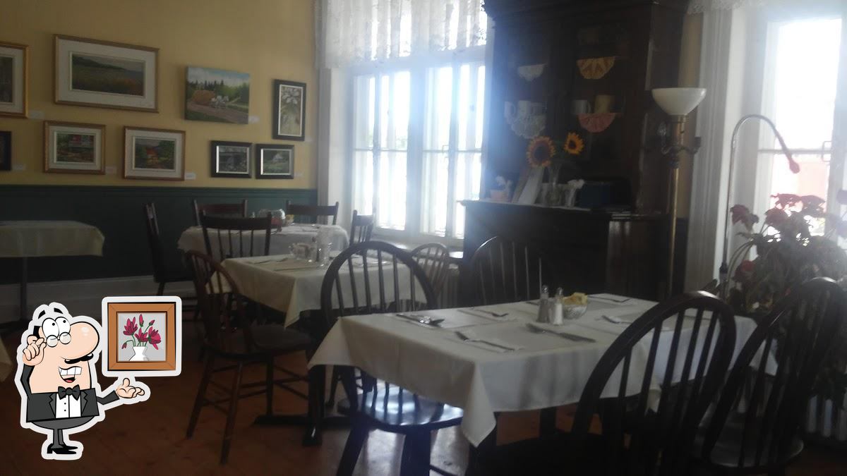 Le Café du Bon Dieu in SaintRochdesAulnaies Restaurant reviews