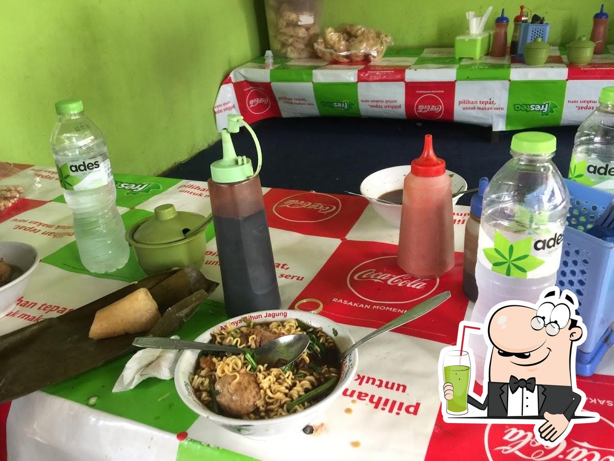 Restaurante Warung Bakso Ganti Rasa Jawa Timur Di Sembalun, Sembalun ...