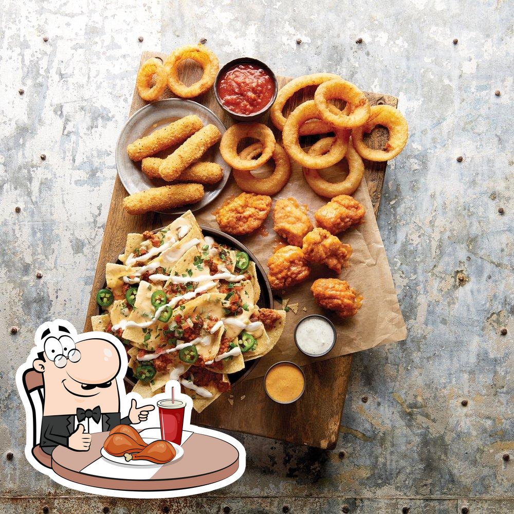 Buffalo Wild Wings, 3015 Argentia Rd In Mississauga - Restaurant Menu And  Reviews
