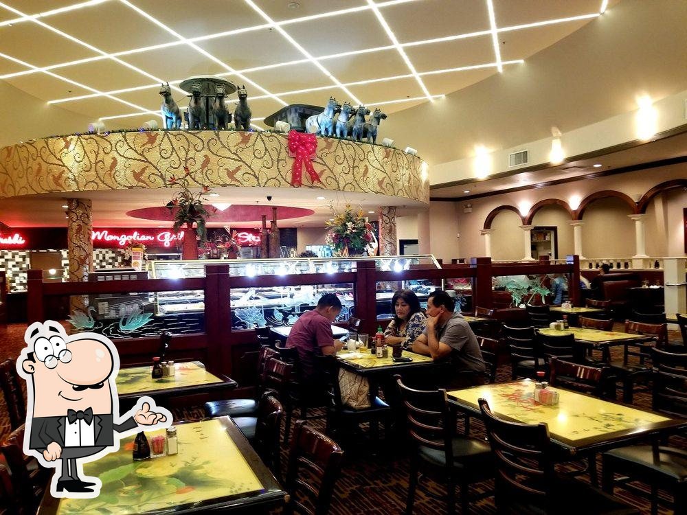 Lins Grand Buffet, Corner of 16th and Pacific in Yuma - Restaurant reviews