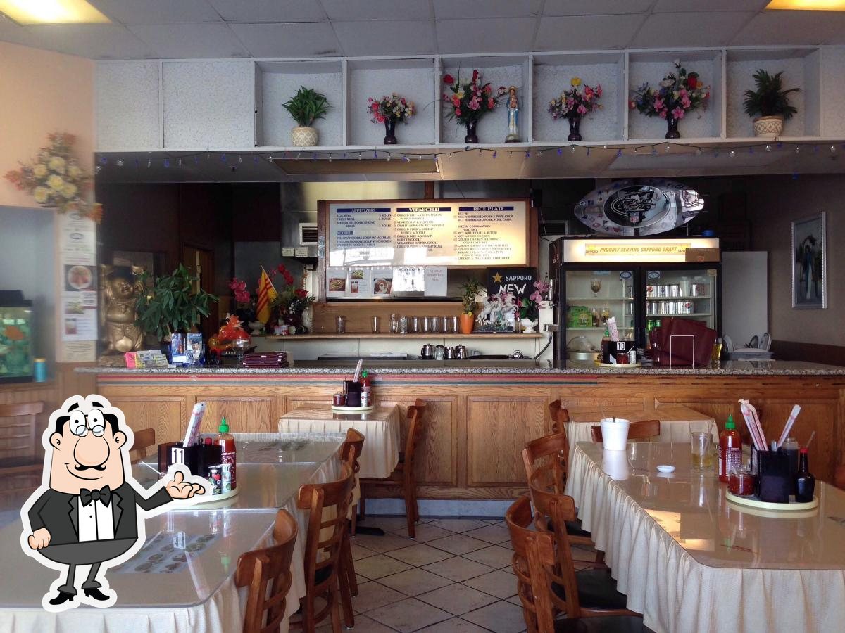 Lee's Noodle House in Santa Rosa - Restaurant menu and reviews