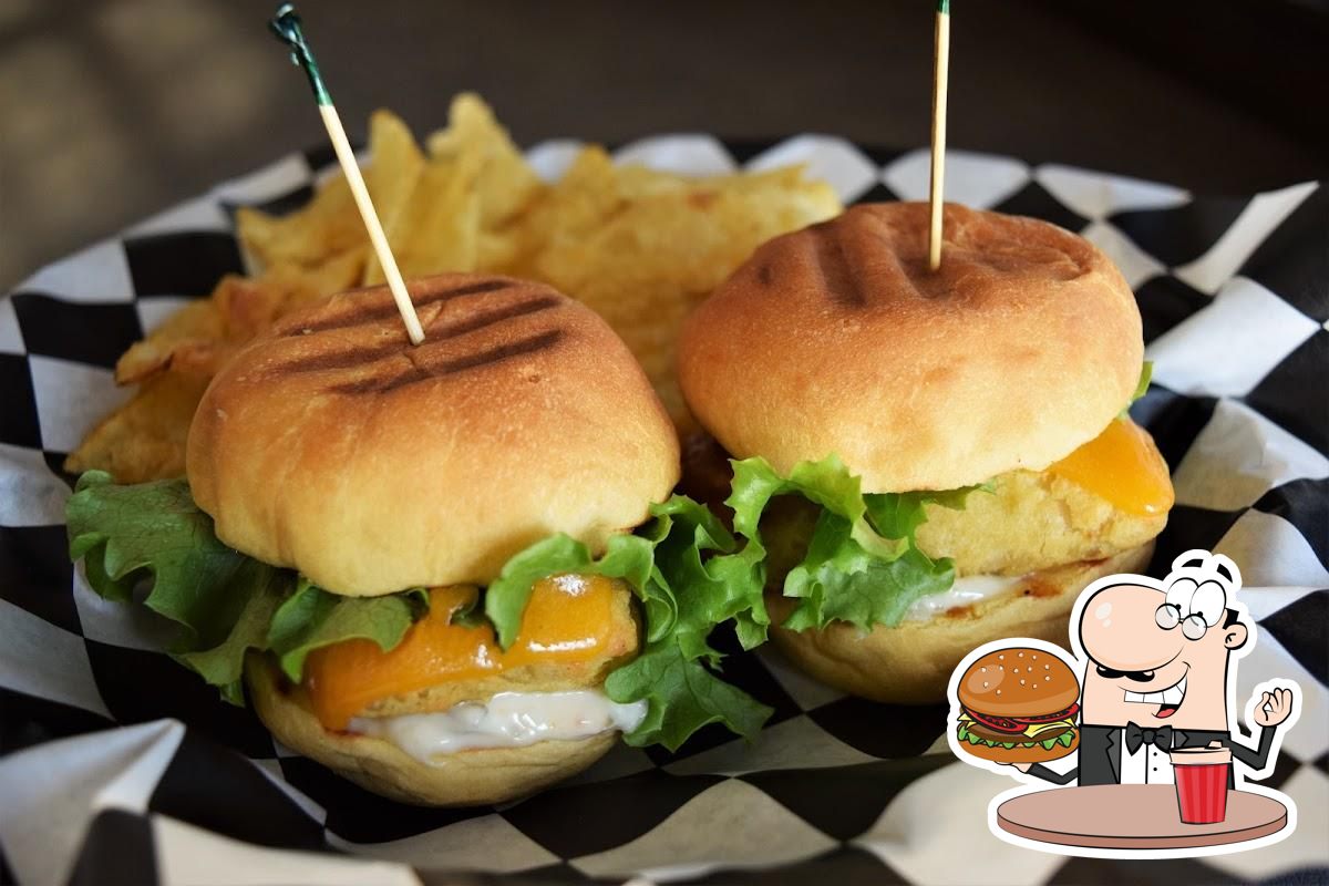 Five Island Golf Course in Emmetsburg Restaurant reviews