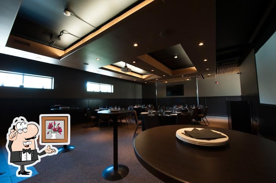 5 Forks Restaurant in Thunder Bay Restaurant menu and reviews