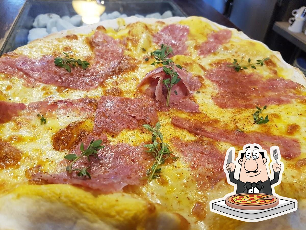 Pizzeria Adriano Horno de leña, Tomares, Av. de la Arboleda - Opiniones del  restaurante