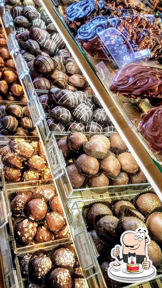 Shea Schat's Bakery in Mammoth Lakes Restaurant menu and reviews