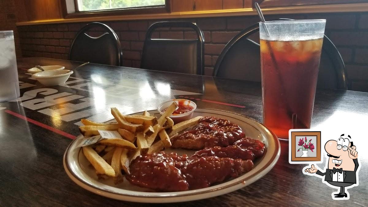 The Rivers Edge Grill in Utica Restaurant menu and reviews