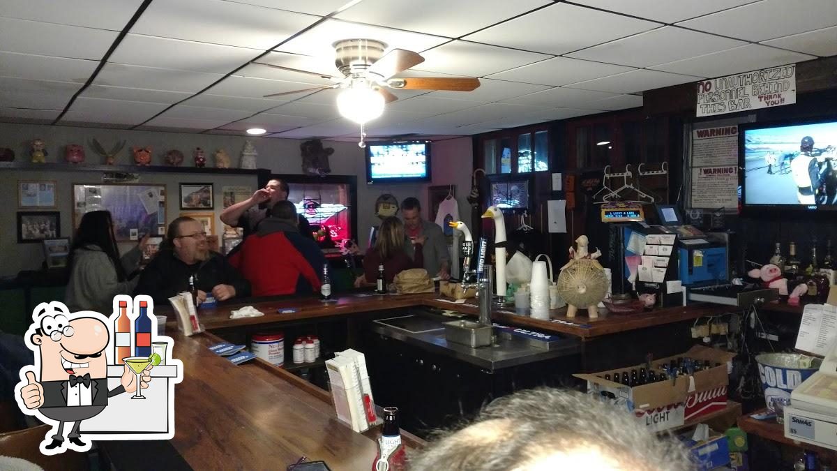 Pot Belly Pub, 187 Main St in Millville Restaurant reviews