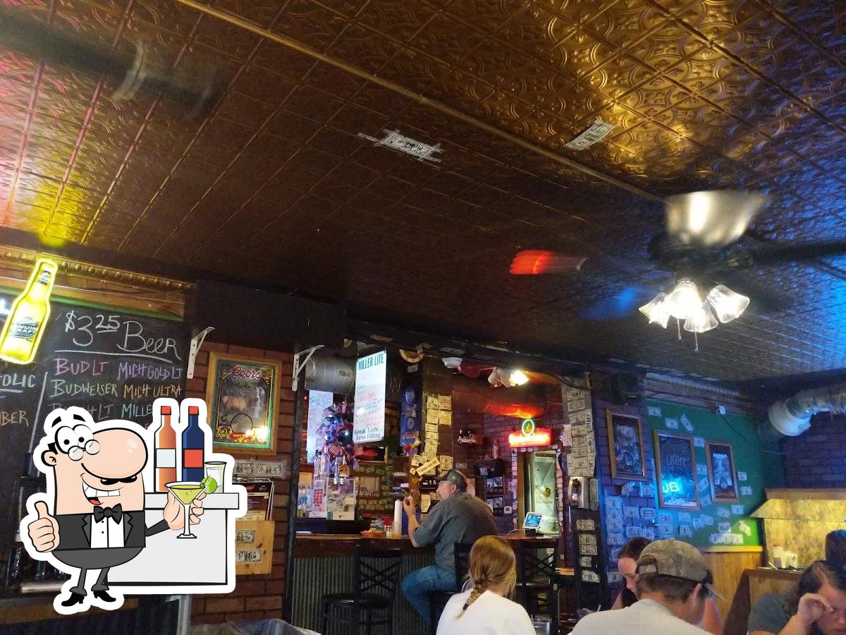 Susie's Roadhouse in Ostrander Restaurant menu and reviews