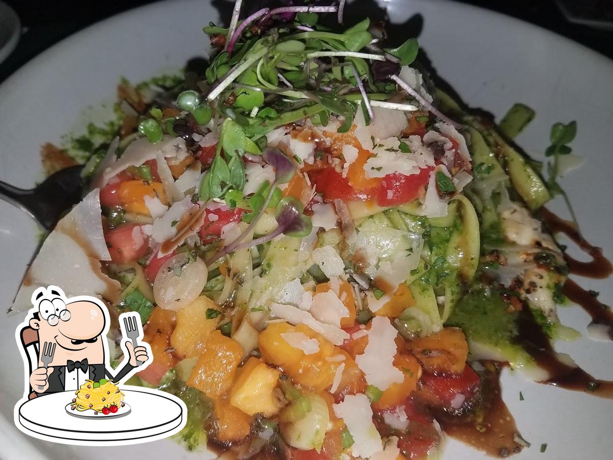 Basi Italia in Columbus Restaurant menu and reviews