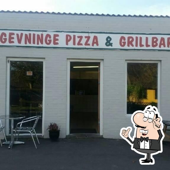 kompas Ironisk Specialitet Gevninge Pizza & Grill restaurant, Roskilde - Restaurant reviews