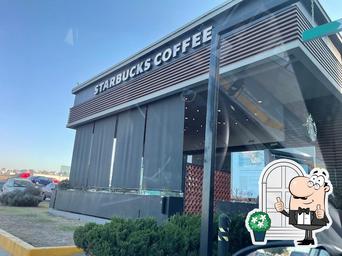 Café Starbucks Carretera México-Querétaro DT, Santiago de Querétaro,  Autopista México-Querétaro Local 1 Km.206+631 - Opiniones del restaurante