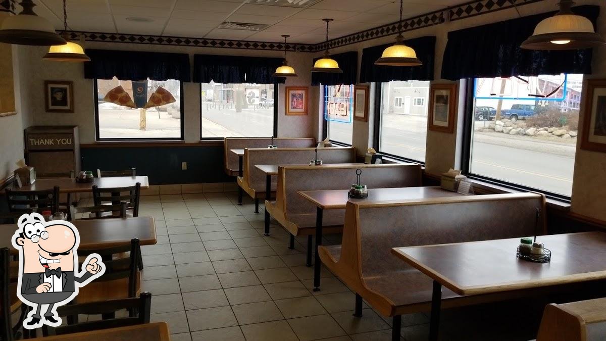 Main Street Pizza Iron Mountain, 514 Carpenter Ave in Iron Mountain