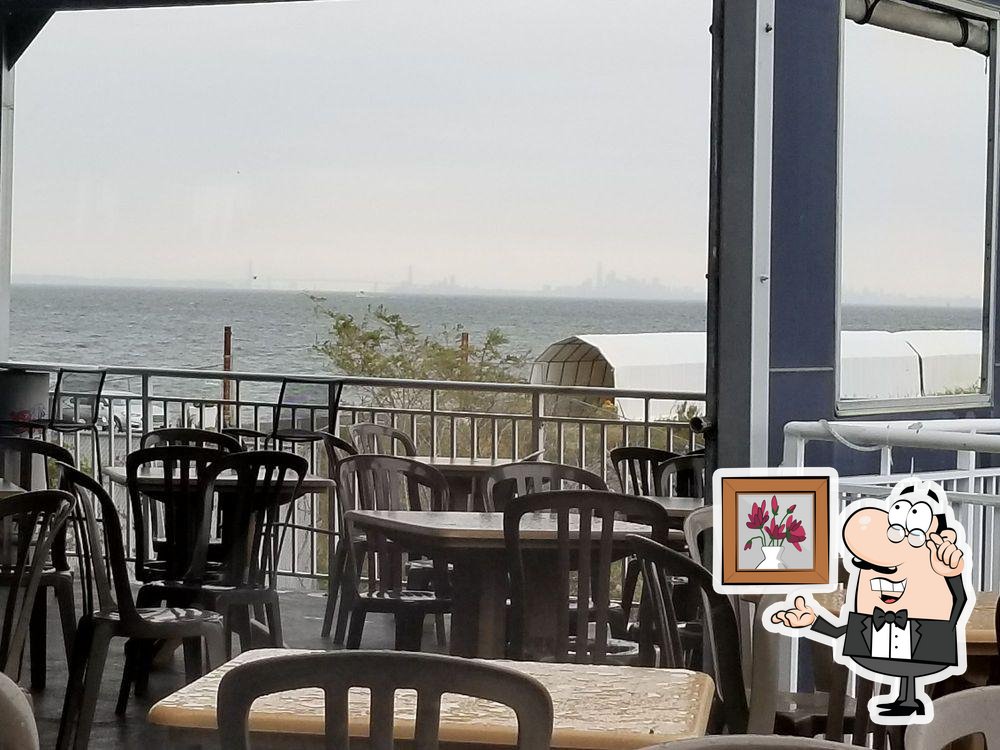 On the Deck, Atlantic Highlands - Restaurant menu, prices and reviews