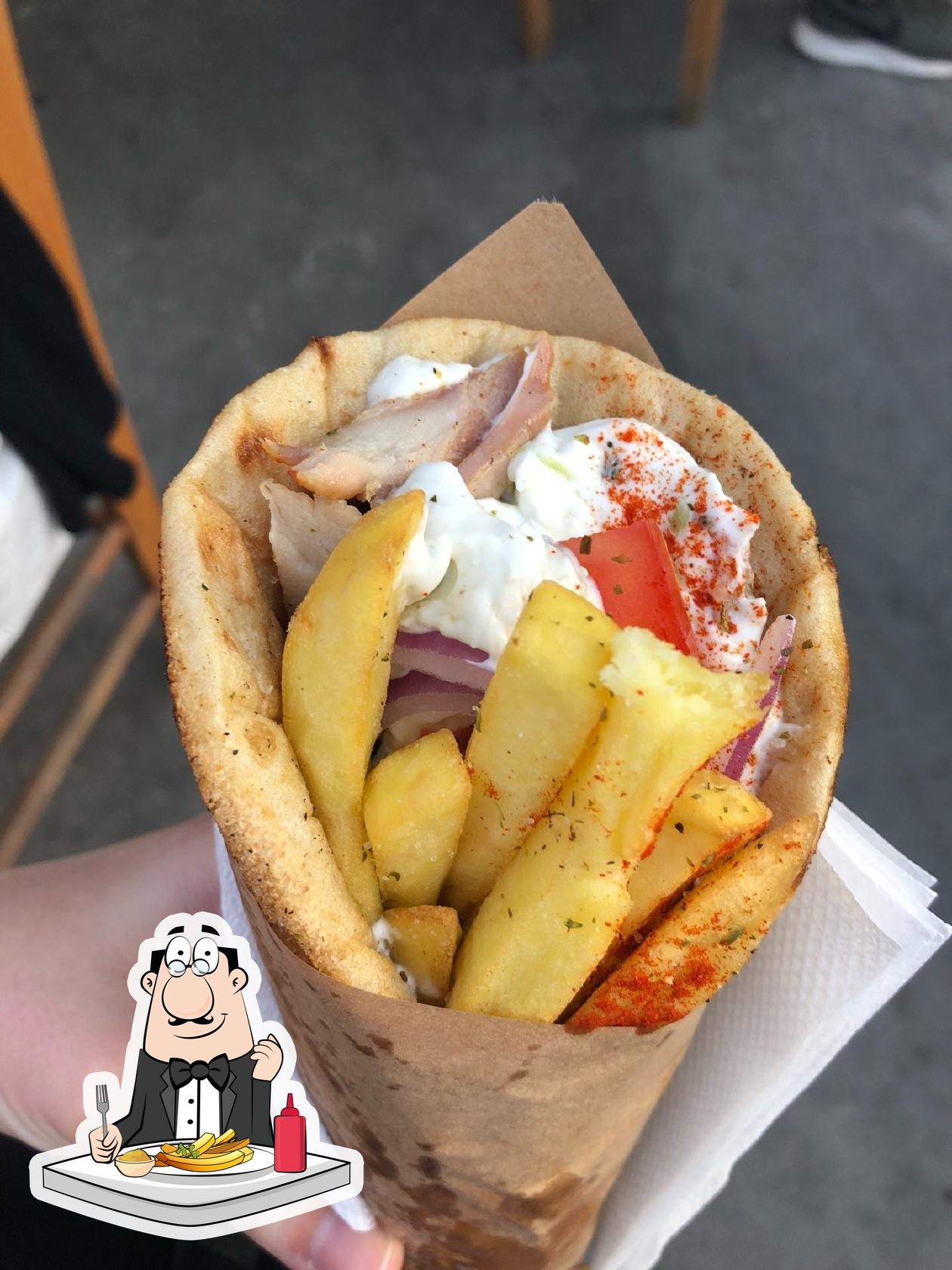 Pitogyros Authentic Greek Gyros and Souvlaki, Oia