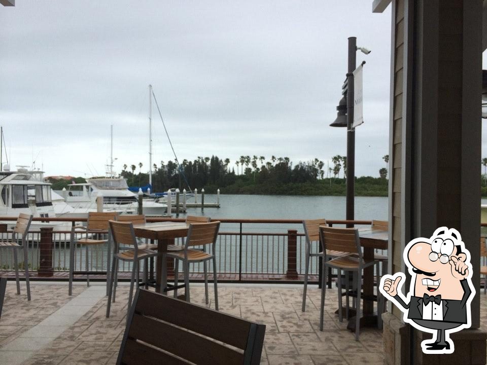 Outriggers Tiki Bar and Grille, New Smyrna Beach