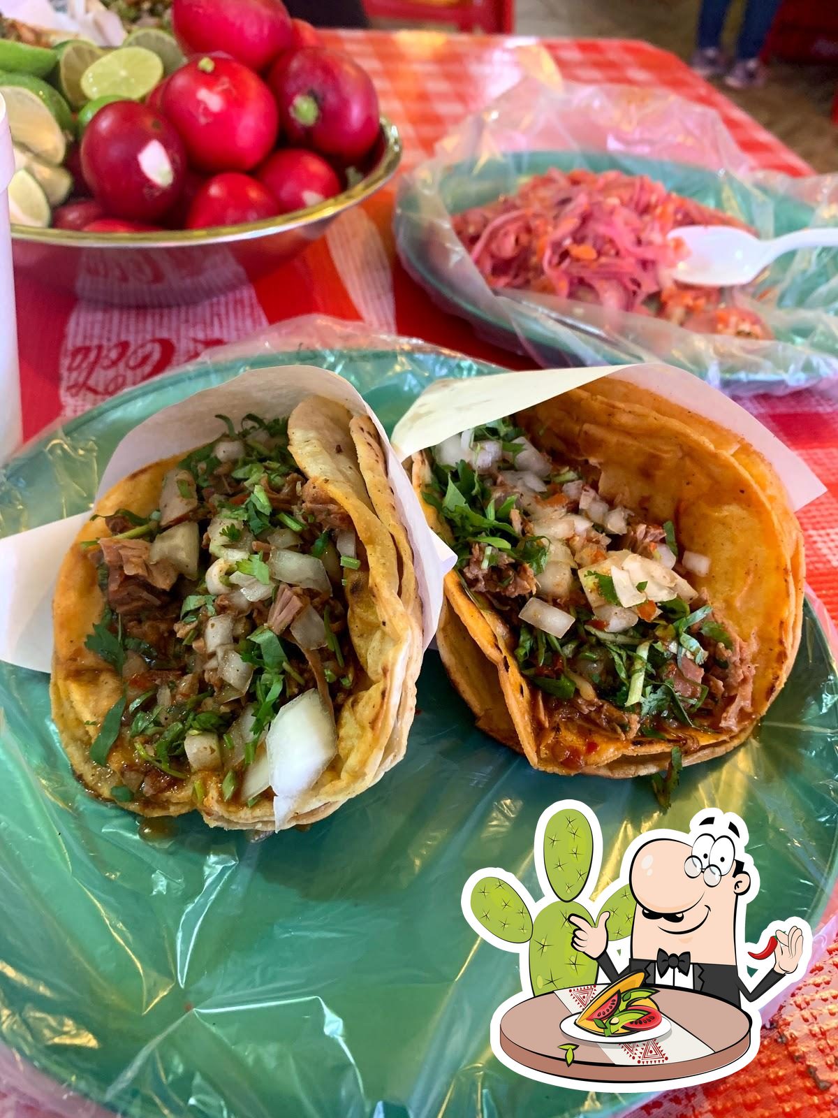 TACOS DE BIRRIA DEL RIO