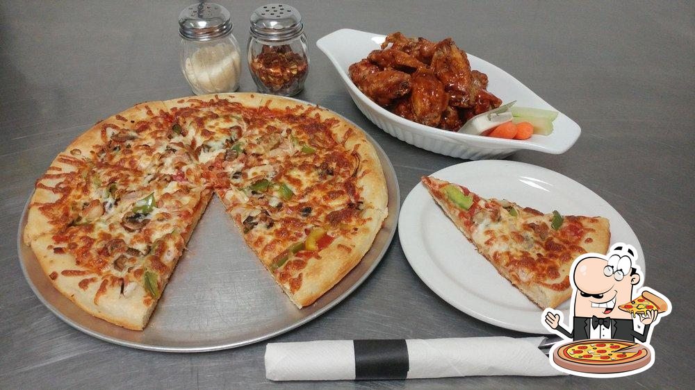 Great Canadian Pizza And Wings in Two Hills Restaurant menu and reviews