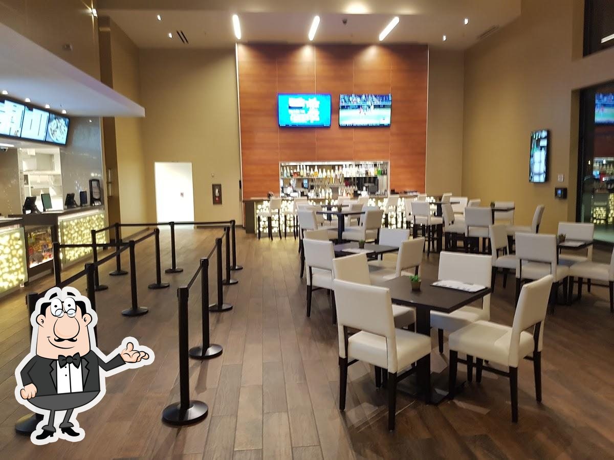 Cinépolis Luxury Cinemas in Euless - Restaurant reviews