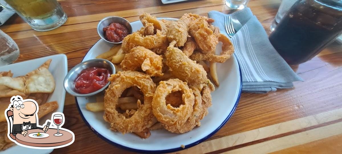 Salt Island Fish and Beer in Tybee Island Restaurant menu and reviews