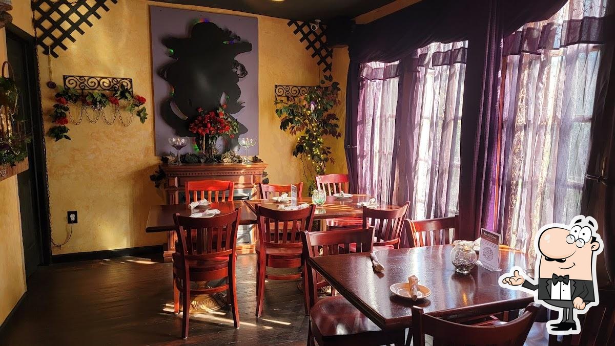 Nora Lees in New Castle - Restaurant menu and reviews