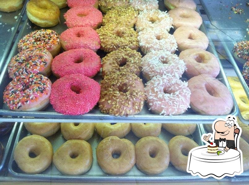 Bakery Donuts, 1203 W 11th St in Houston Restaurant reviews