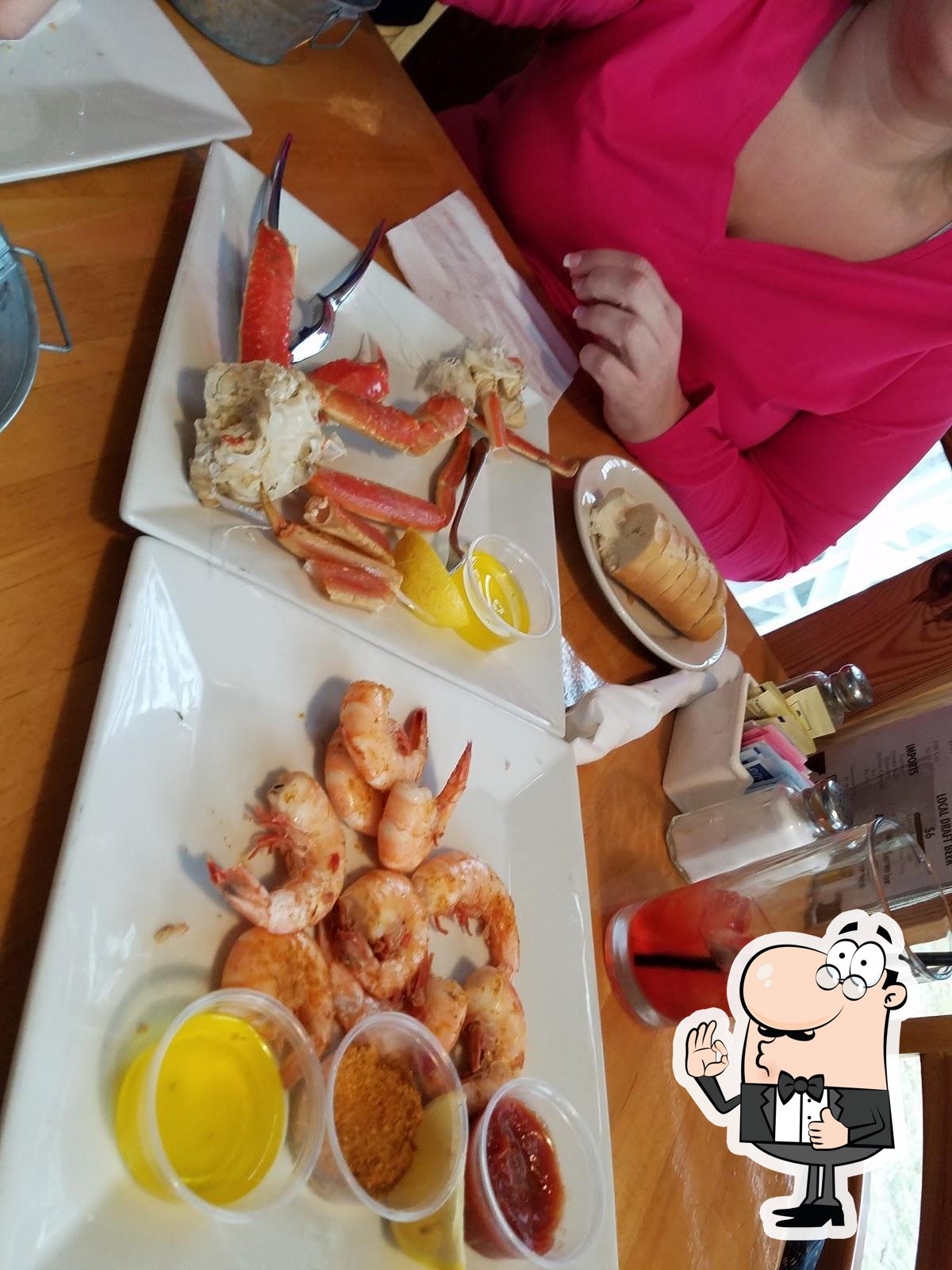 Stripers Bar & Grille in Manteo - Restaurant menu and reviews