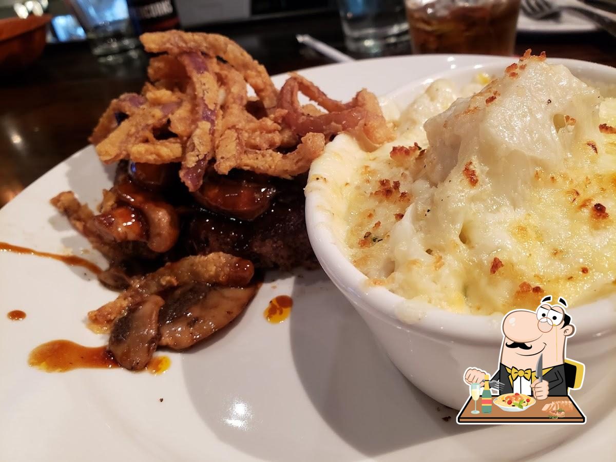 https://img.restaurantguru.com/ree2-LongHorn-Steakhouse-dishes-2022-11-248.jpg