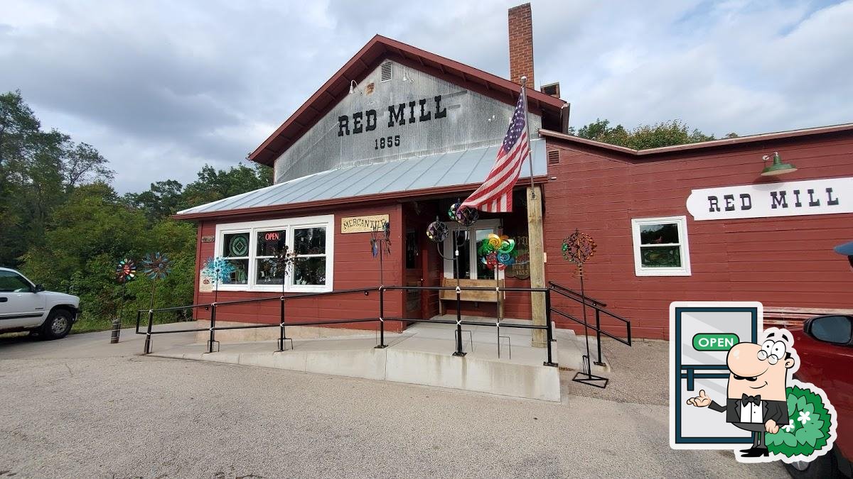 Red Mill Gift Shop, Coffee Shop, Ice Cream Parlor & Wedding Chapel in Waupaca Restaurant reviews