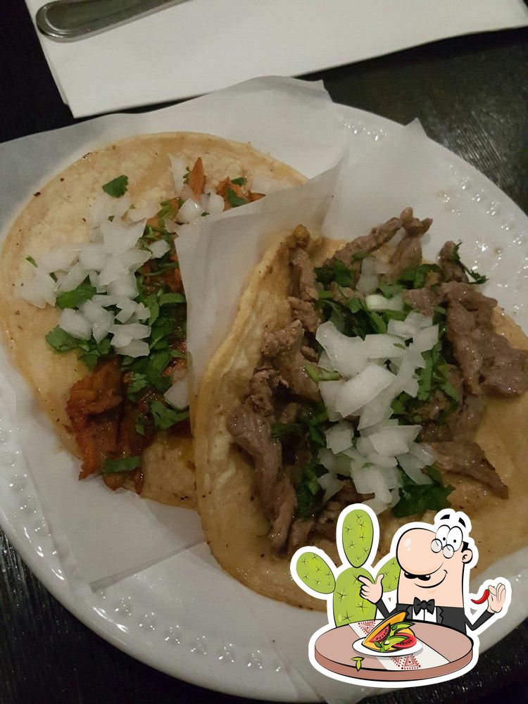 Serrano's Street Tacos & Bar in San Diego - Restaurant menu and reviews