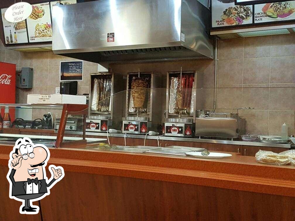 Shawarma Queens, 10 Gillingham Dr 105 in Brampton Restaurant menu and reviews